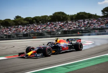 Red Bull e la cura dimagrante della RB22: l'obiettivo è il peso minimo per il GP d'Austria