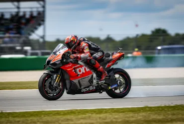 MotoGP, il trionfo Aprilia a Le Mans: Massimo Rivola svela il segreto del successo tra Martin e Bezzecchi