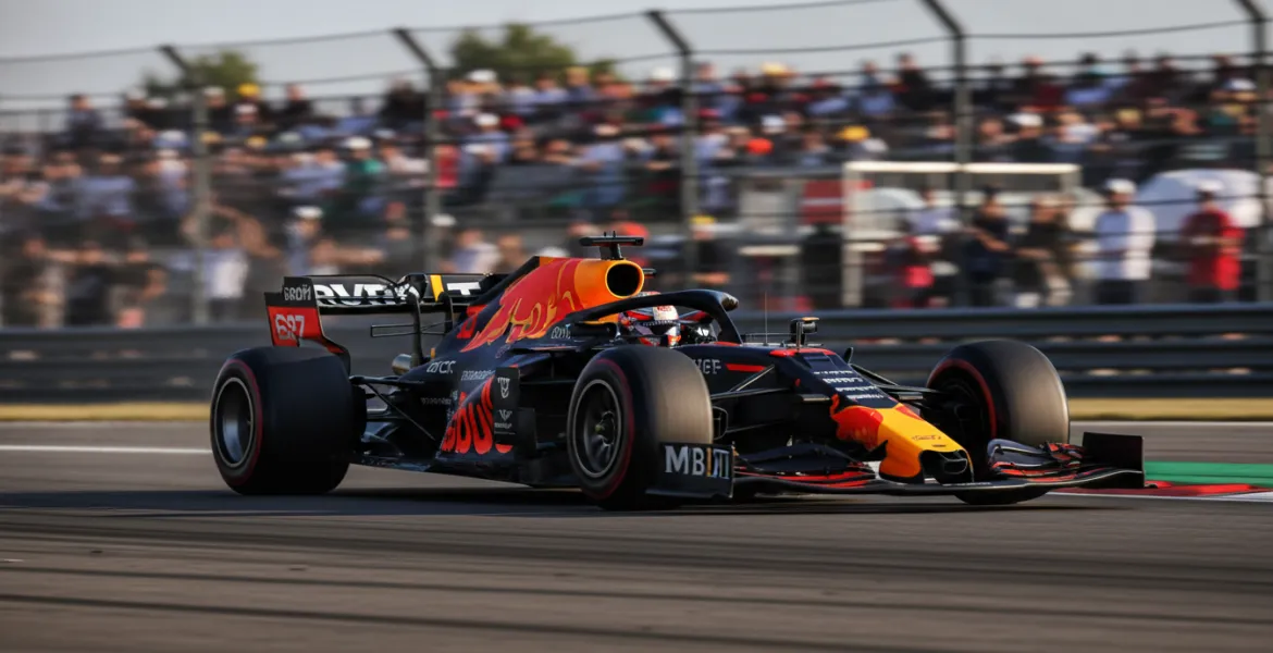 F1, Verstappen apre al futuro: Regole 2027 nella direzione giusta, così resto