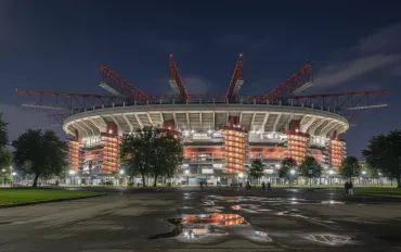 Crollo Milan: il Cagliari gela San Siro e manda i rossoneri in Europa League