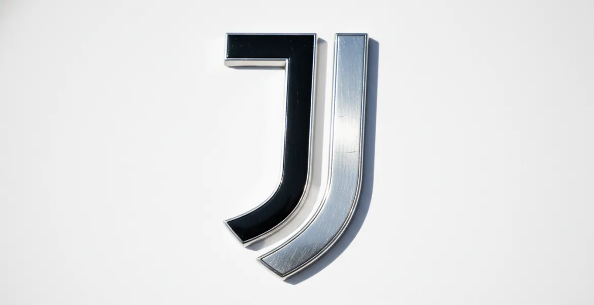 Juventus, intreccio mondiale per la porta: l'ostacolo Alisson e l'idea Mamardashvili
