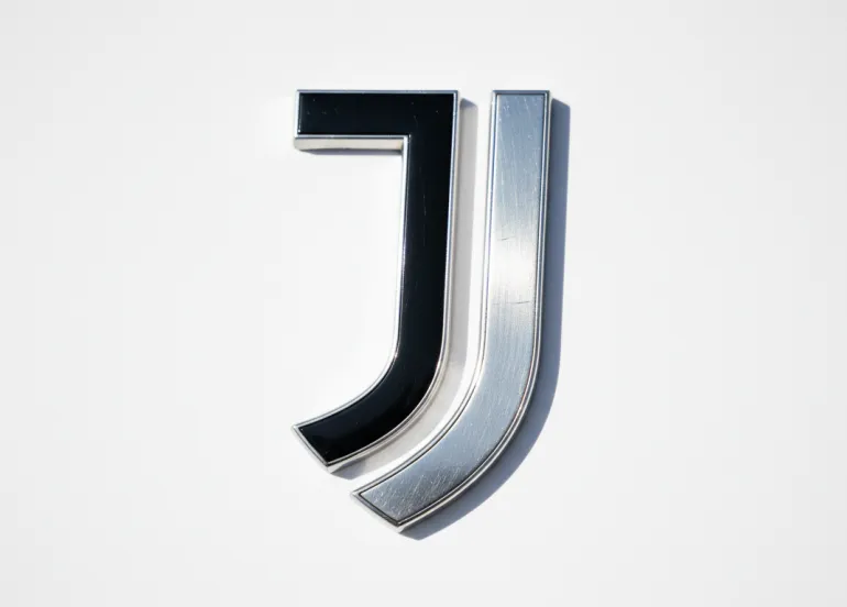 Juventus, intreccio mondiale per la porta: l'ostacolo Alisson e l'idea Mamardashvili