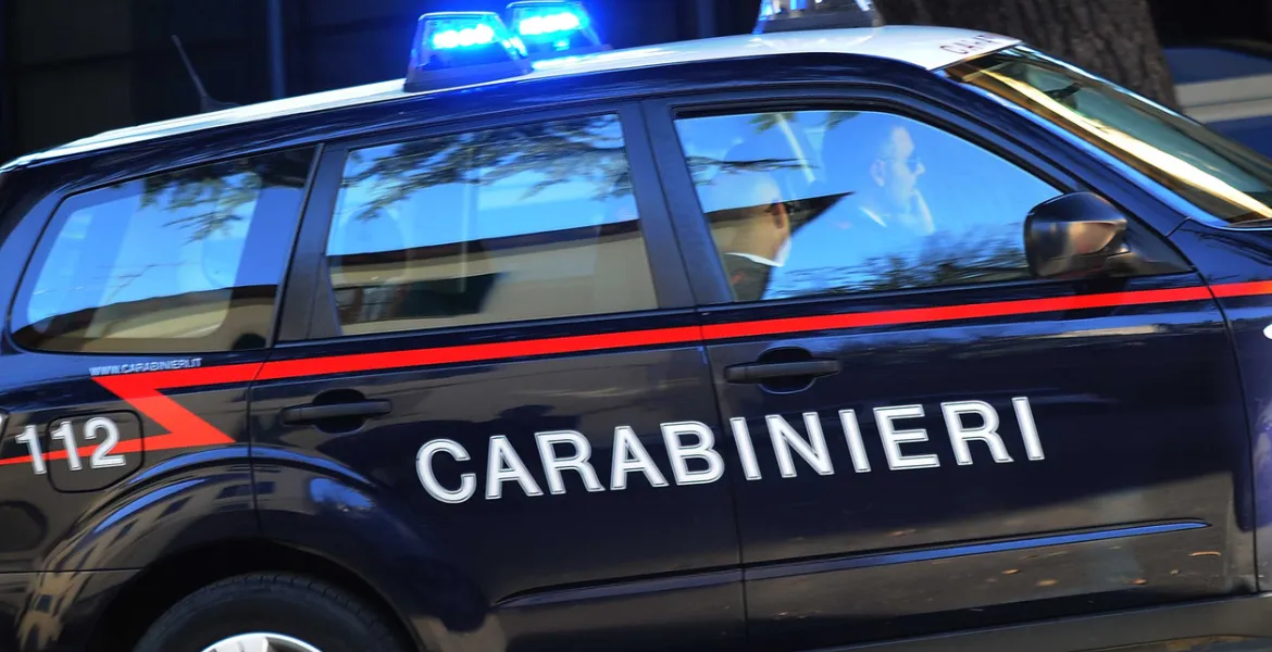 Furto in un bar di Pontecagnano Faiano, svuotate le slot