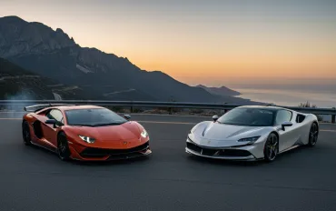 Scontro tra Titani: Lamborghini boccia l'elettrico puro e sfida la Ferrari Luce