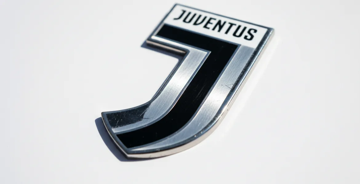 Juventus, mercato tra sogni infranti e necessità di cassa: addio a Bernardo Silva