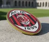 Milan nel caos: l'azzardo Slot per la panchina e la fuga dei big verso Napoli