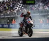 Mugello in estasi: Marco Bezzecchi trionfa su Aprilia nel segno di Alex Zanardi