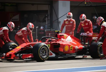Lewis Hamilton e la Ferrari a caccia del trono: Monaco può consacrare il Re Nero in rosso