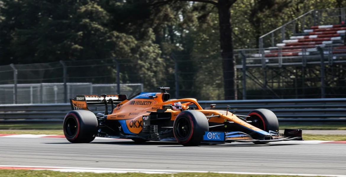 McLaren MCL40: Il segreto del bialbero aerodinamico che sfida le leggi di Monaco