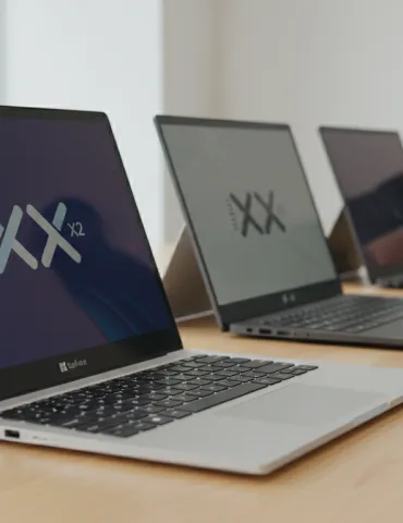 Microsoft rivoluziona i notebook: arrivano i nuovi Surface Laptop 8 con chip Snapdragon X2