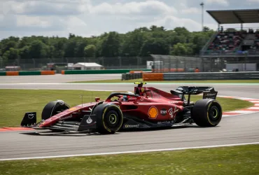 Ferrari domina a Monaco: Leclerc e Hamilton firmano la doppietta nelle FP1