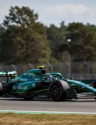 F1, Aston Martin corre ai ripari: nuovo sedile per Alonso dopo il calvario in Canada