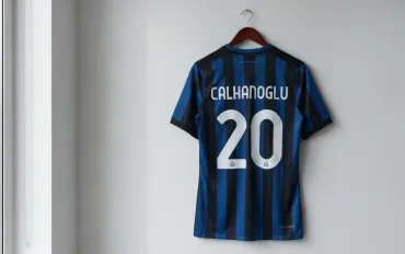 Inter-Çalhanoğlu, aria di addio: clamoroso accordo per il ritorno in Turchia