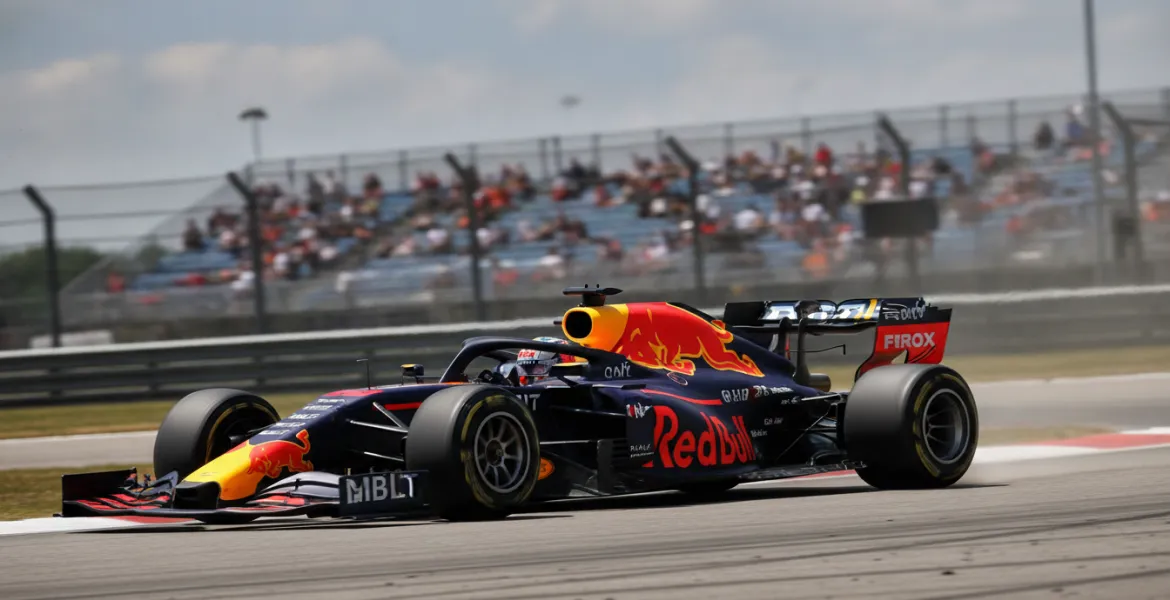 F1 2026: Red Bull RB22, i segreti del packaging Ford e le ali da alto carico