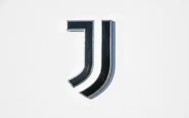 Juventus, Colpo Dibu Martinez: Accordo Totale per la Porta