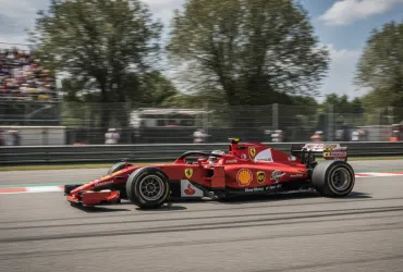Ferrari al bivio: Lewis Hamilton è l'unica speranza per il titolo?
