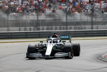 Mercedes, l'incubo tecnico di Russell: il guasto al pit stop che ha cambiato la storia a Barcellona
