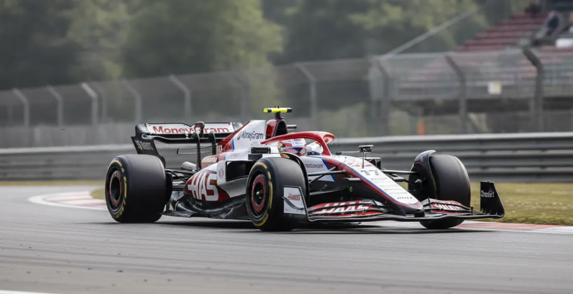 Leonardo Fornaroli vola a Jerez: test con Haas per il talento italiano della McLaren