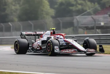 Leonardo Fornaroli vola a Jerez: test con Haas per il talento italiano della McLaren