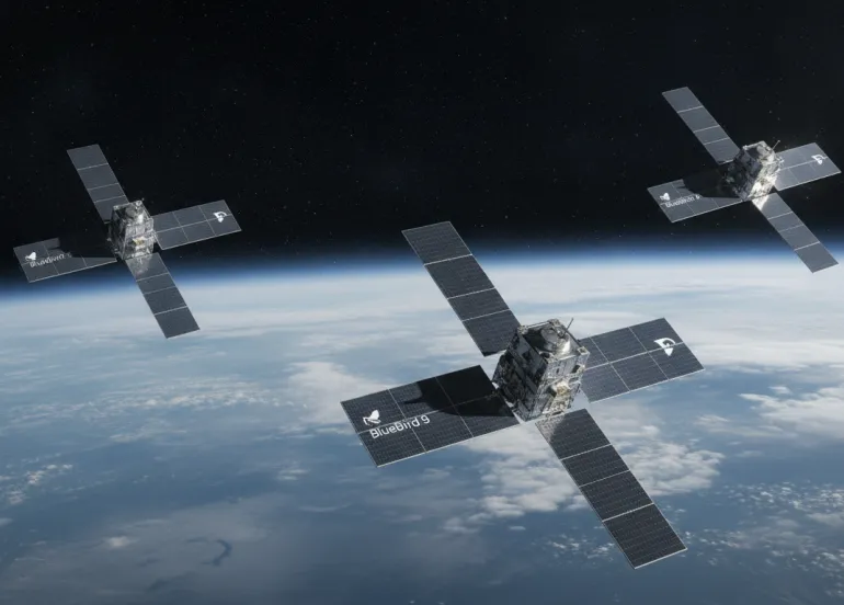 AST SpaceMobile accelera la rivoluzione globale: in orbita i satelliti BlueBird 8, 9 e 10