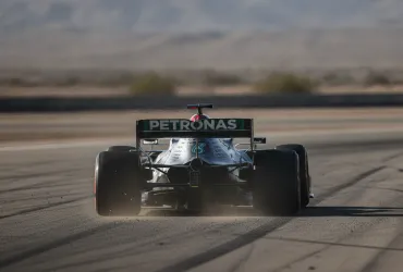 F1, Allarme Mercedes: James Allison rivela il mistero delle batterie difettose
