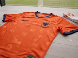 Van Der Vaart contro Van Dijk: Scontro Totale e la Difesa di Klopp