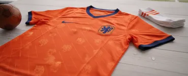 Van Der Vaart contro Van Dijk: Scontro Totale e la Difesa di Klopp