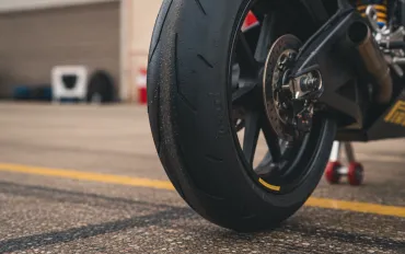 MotoGP, a Brno scatta l'era Pirelli: primo test segreto con le nuove 850cc