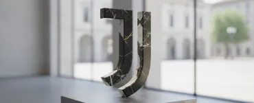 Juve, missione Carnesecchi: il piano di Giuntoli per blindare la porta bianconera