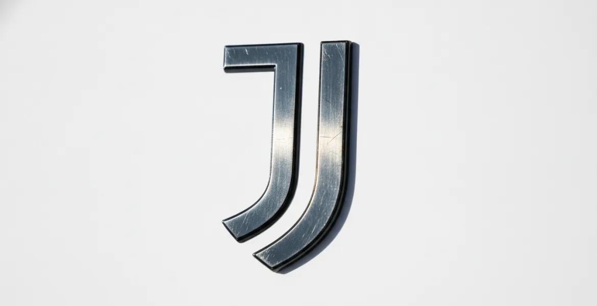 Juventus-Frattesi, l'assalto è servito: sul piatto Gatti e Cambiaso per convincere l'Inter