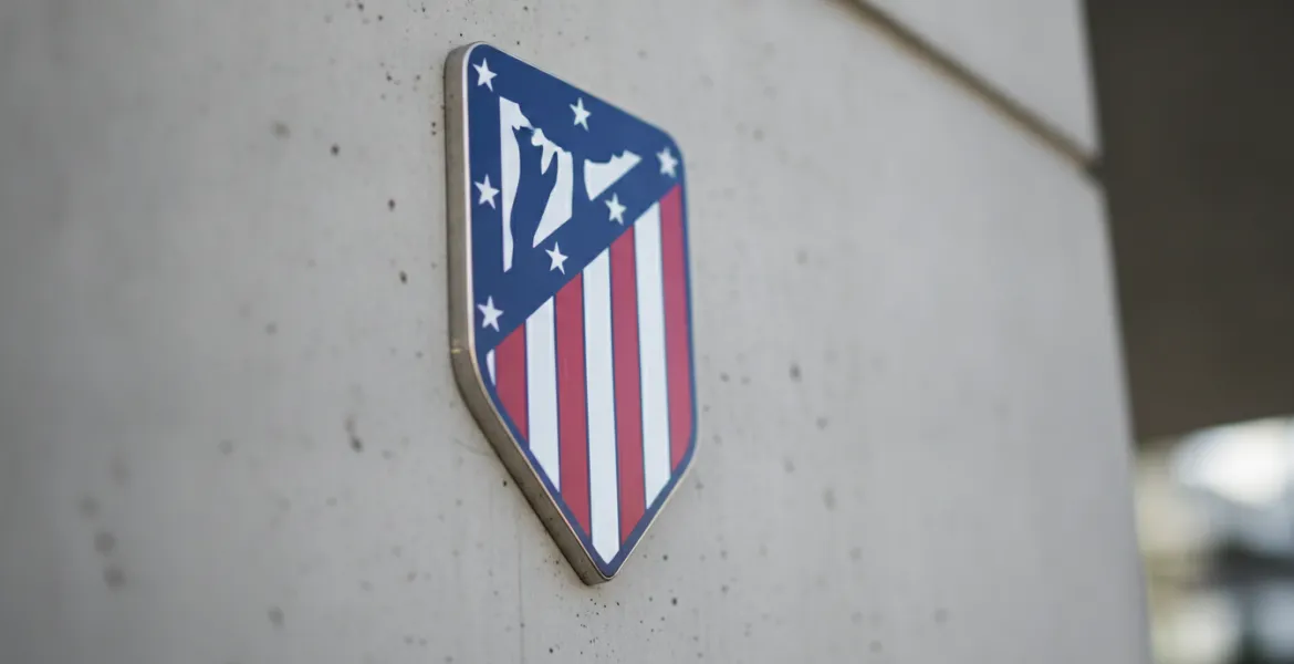 Guerra aperta per Julian Álvarez: l'Araña sfida l'Atlético Madrid e sogna il Barcellona