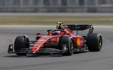 Leclerc e la sfida Ferrari: Tra i progressi della SF-26 e il dominio Mercedes