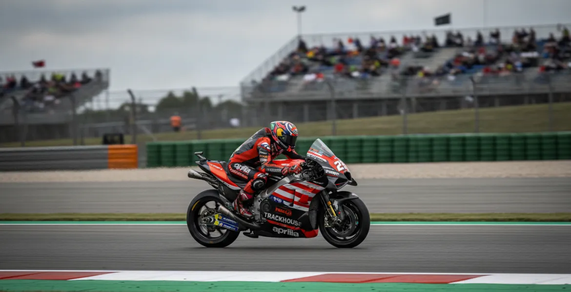 Dominio Trackhouse ad Assen: Raul Fernandez vince la Sprint