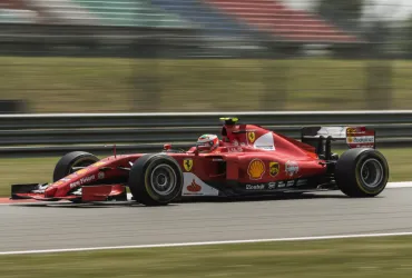 Ferrari SF-26: il segreto dell'ala Macarena svelato a Silverstone