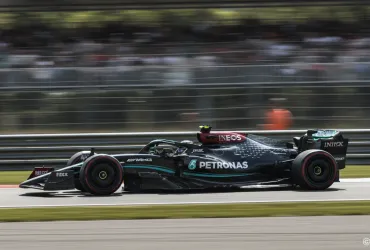 Mercedes W17: Il segreto del fondo che ha rivoluzionato la Formula 1