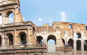 Impossibile comprare i biglietti per il Colosseo. L'Antitrust multa per 20 milioni Coopculture e 6 operatori