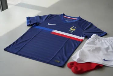 Alta tensione tra Mbappé e Gill: scintille e veleni dopo il sofferto successo della Francia sul Paraguay