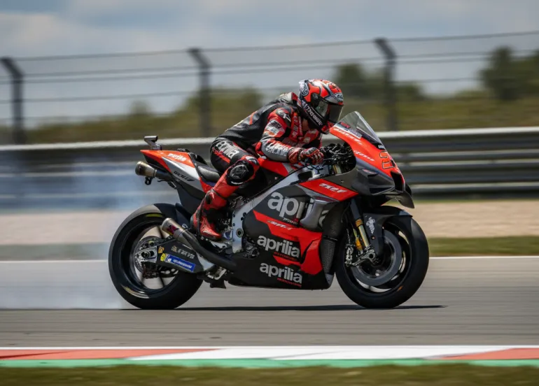 Sachsenring 2026: Jorge Martin difende il primato, Bezzecchi cerca la rinascita