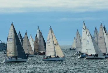 Luna Rossa e Ineos, pronta la sfida