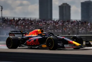 Formula 1 2026: La ribellione di Verstappen contro il dominio dell'elettronica