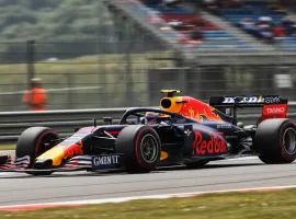Max Verstappen e il futuro Red Bull: crisi tecnica o addio imminente?
