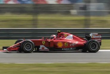 Ferrari sfida il mito di Spa: il piano di Vasseur per battere la Mercedes