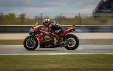 Bezzecchi e l'urlo della rinascita: dopo l'infortunio al Sachsenring, l'obiettivo è Silverstone