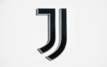 Juve, assalto a Pellegrini: il piano di Massara per il doppio sgarbo alla Roma