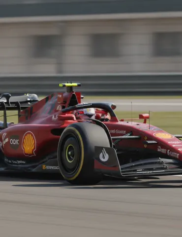 F1 2026, Leclerc e la beffa del destino: Pole sfumata per una bandiera gialla nel sabato di fuoco