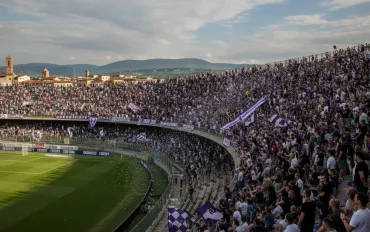 Moise Kean al bivio: il Como sogna il colpo Champions strappandolo alla Fiorentina