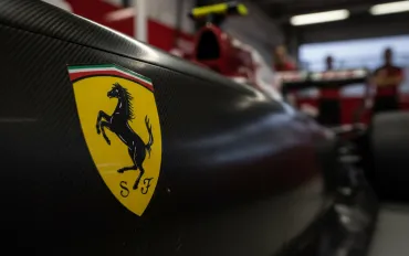 Ferrari e la Sfida dell'Hungaroring: Maranello Cerca la Consacrazione nel Mondiale 2026