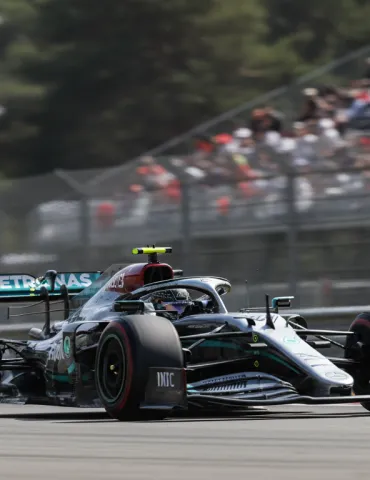 Kimi Antonelli domina la Formula 1: l'elogio di Stefano Domenicali per il nuovo idolo italiano