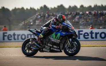 MotoGP Silverstone 2026: Augusto Fernandez e la Sfida dell'Innovazione Yamaha