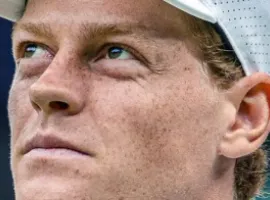 Sinner e l'incognita US Open: il ginocchio frena il numero uno